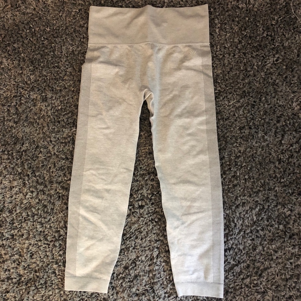 Forever 21 cropped leggings